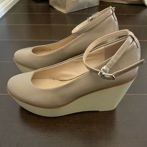 Must go before 31st! Platform Heels